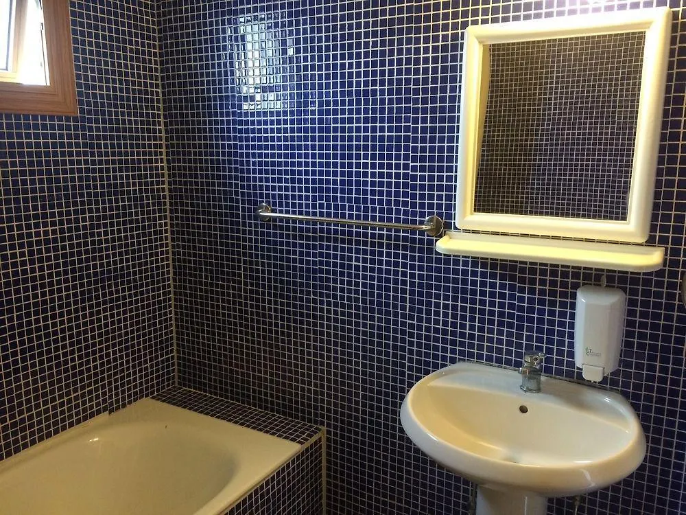 פרוטאראס Blue Peter Apartments 3*,